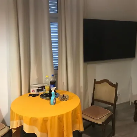 Pergul Appartement Kaštela Buitenkant foto